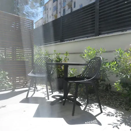 Maboka Apartment *