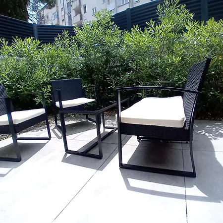 Apartament Maboka *